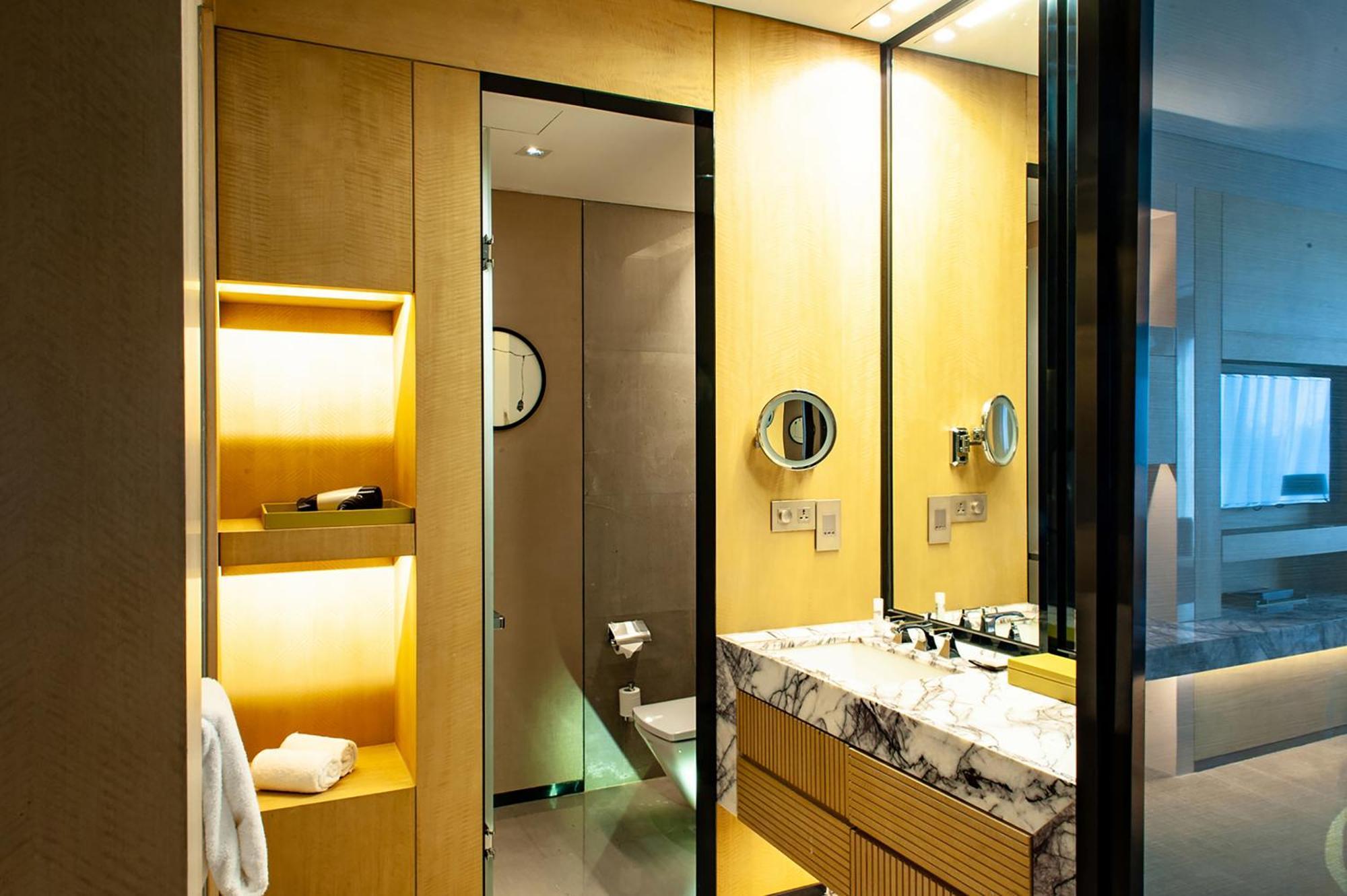 Hyatt Regency Tianjin East Hotel Bagian luar foto