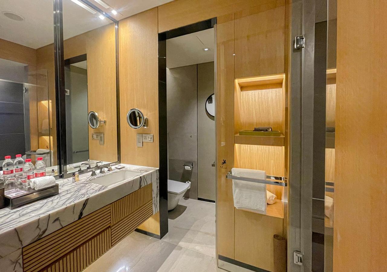 Hyatt Regency Tianjin East Hotel Bagian luar foto
