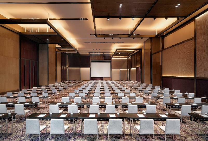 Hyatt Regency Tianjin East Hotel Bagian luar foto