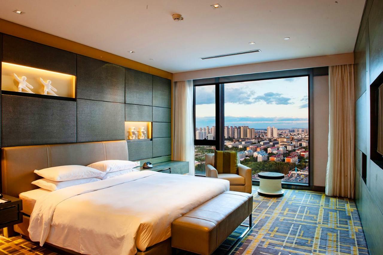 Hyatt Regency Tianjin East Hotel Bagian luar foto