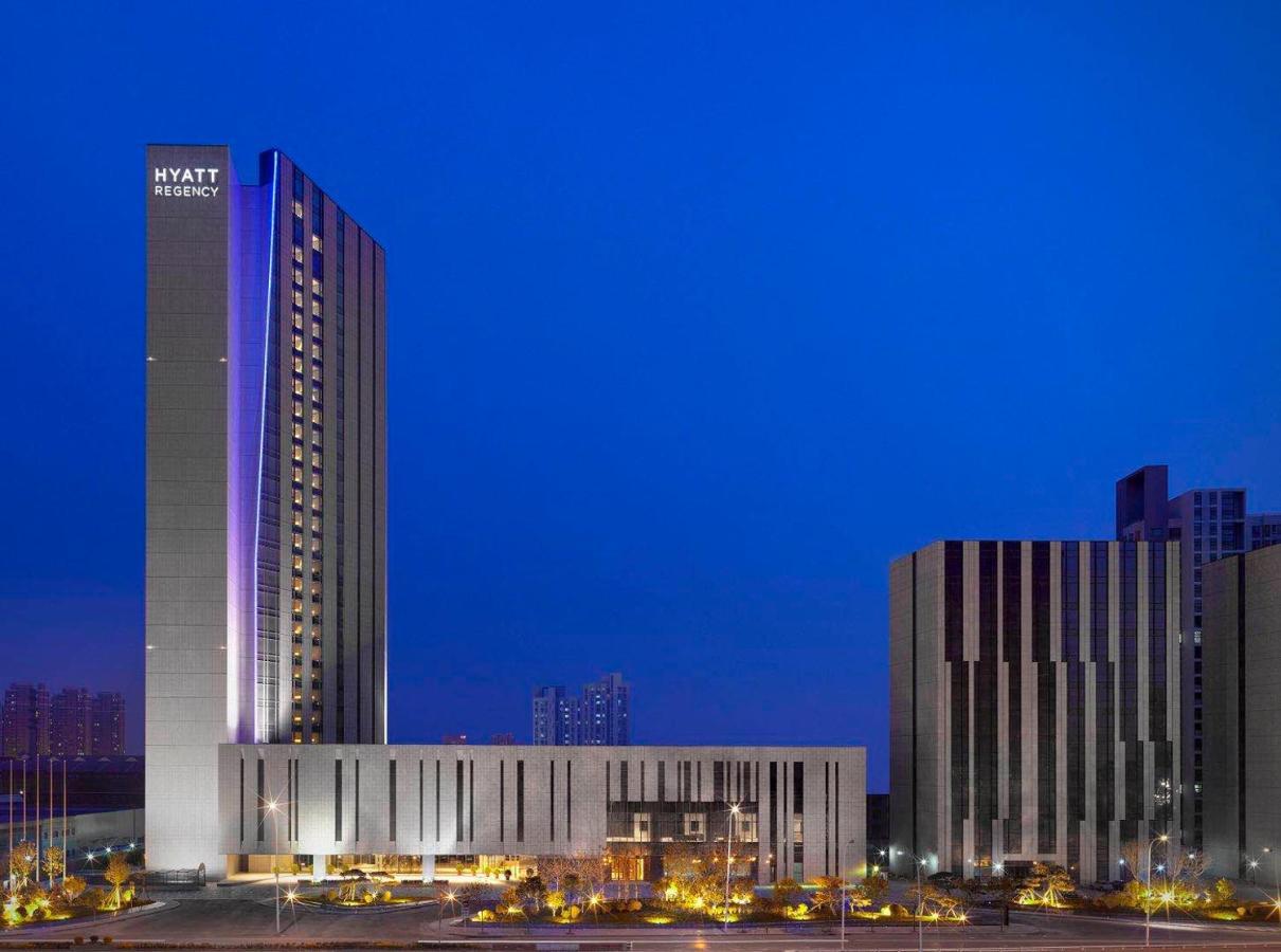 Hyatt Regency Tianjin East Hotel Bagian luar foto